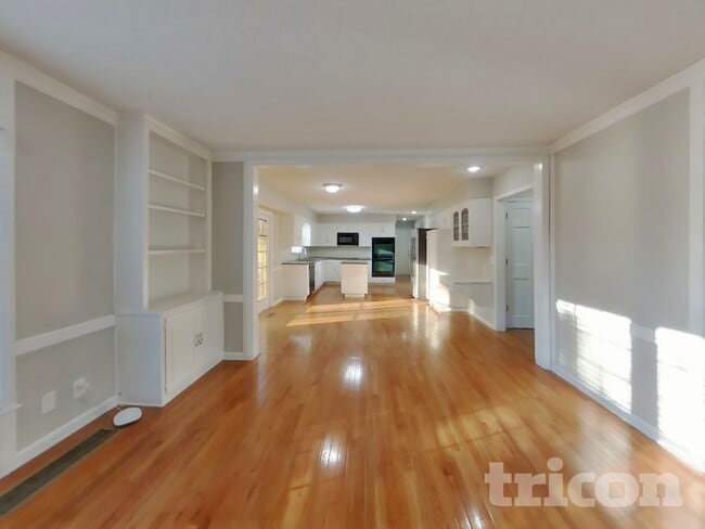 Photo - 8660 W 102nd Terrace