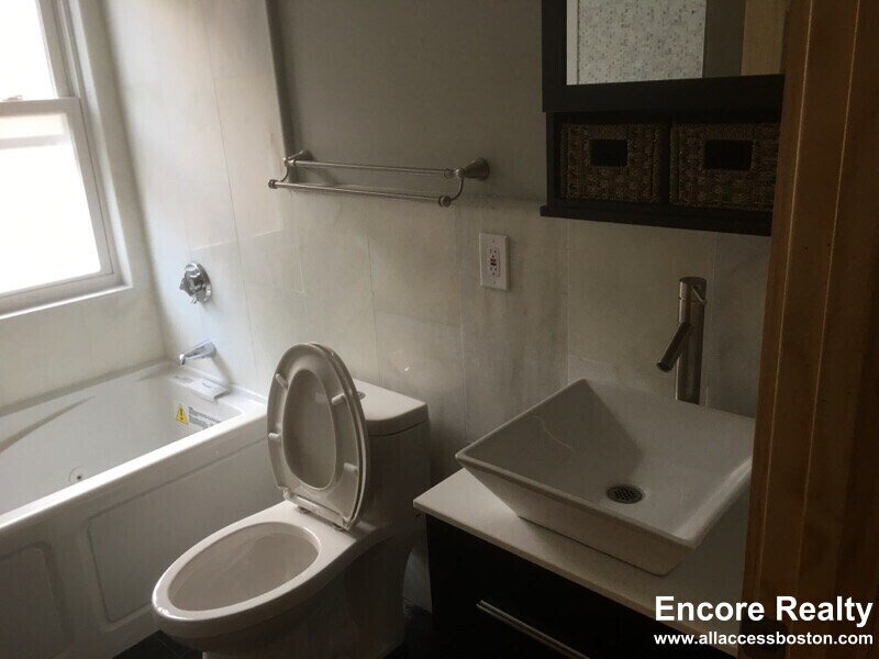 Photo - 152 Winchester St Unidad 2