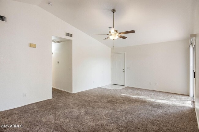 Photo - AVAILABLE NOW IN GREAT AVONDALE LOCATION!!!