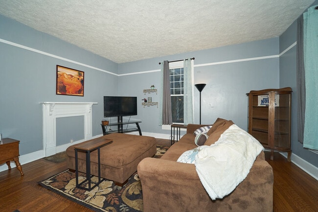 Foto principal - 1629 Lexington Ave