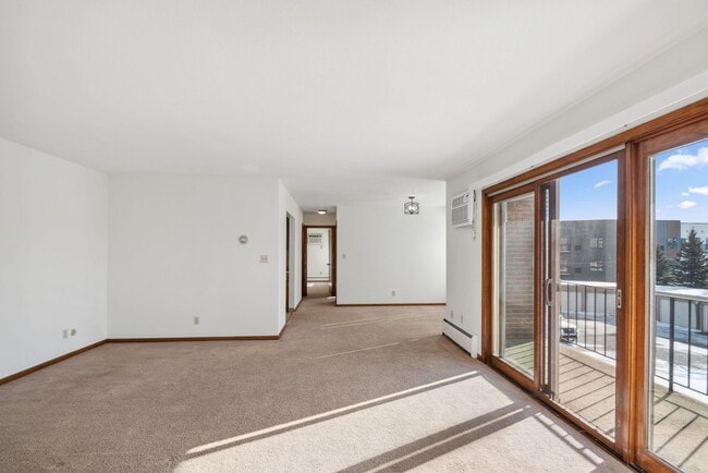 Rose Mall Apartments