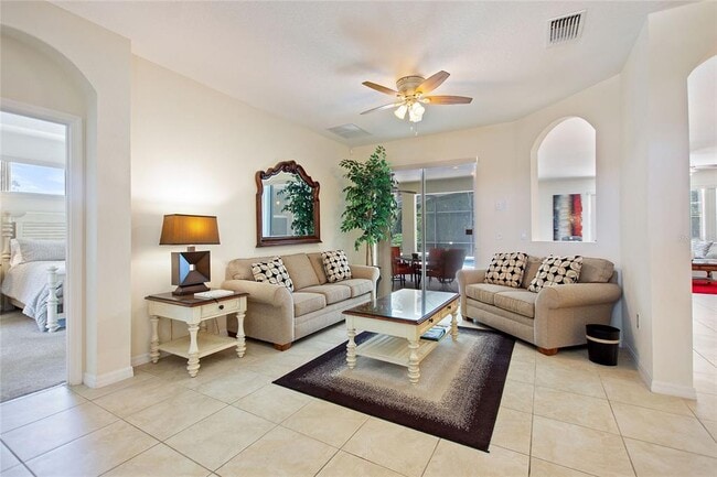 1316 Golf Course Pkwy