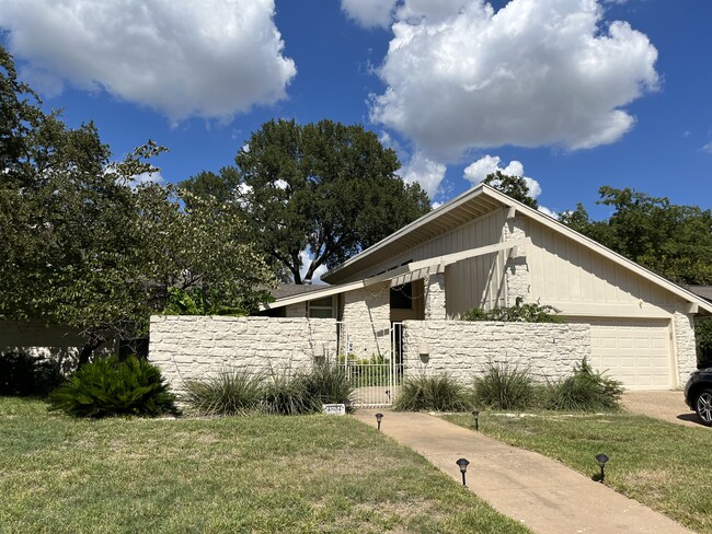 Photo - 4804 Greystone Dr Casa
