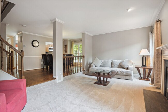 Photo - 18900 Ferry Landing Cir