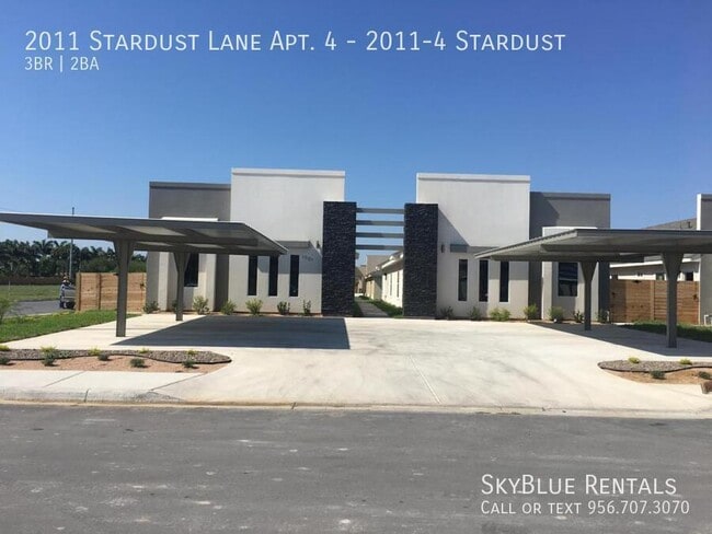 Building Photo - 2011 Stardust Ln Unit 2011-4 Stardust