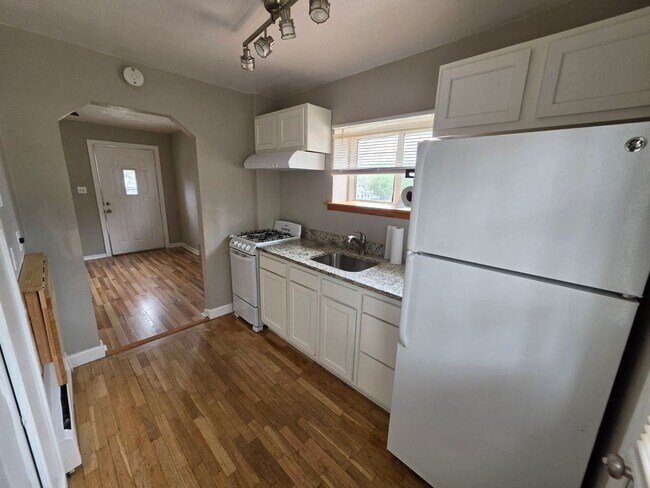 Photo - Studio Apartment Close to South Broadway! Unit 3100 S Lincoln St.