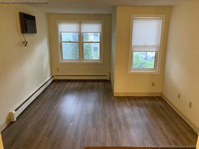 Photo - 15 Blossom St Unit 2
