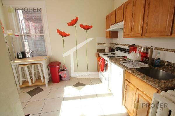 Photo - 18 Euston St Rental