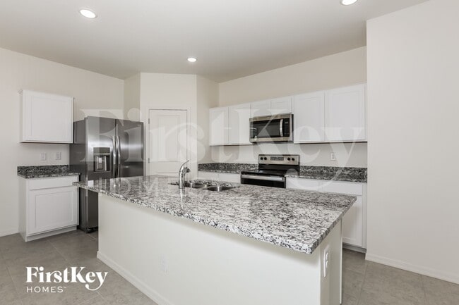 Photo - 3102 E Miner Dr