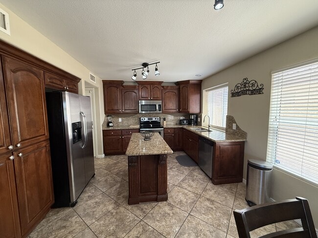 Photo - 18882 N 77th Ave