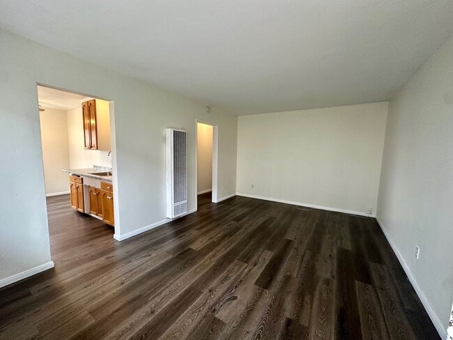 Photo - Available Now--3 bedroom 1 bath apartment walking distance to USD campus