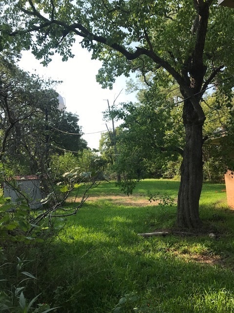 Photo - Bryan - 4 bedroom / 2 bath / fenced in back yard, Home - Available Now