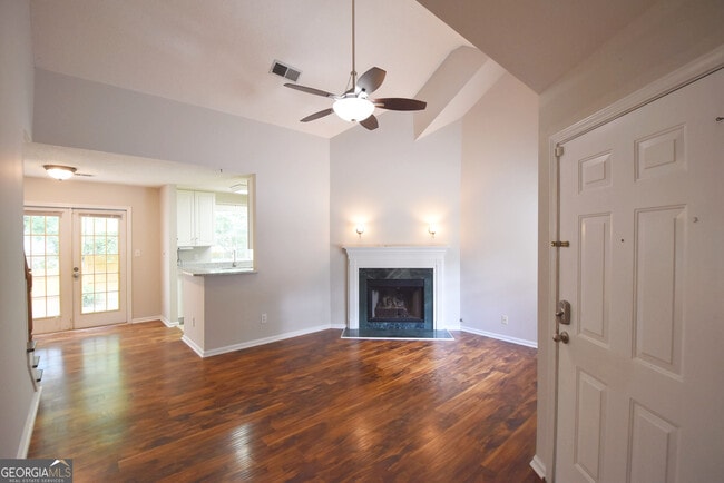 Photo - 115 S Fairfield Dr