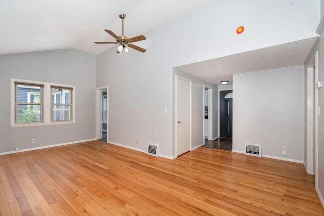 Photo - Northeast Benjamin Street