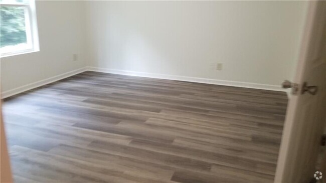 Building Photo - 12104 Fairington Ridge Cir Rental