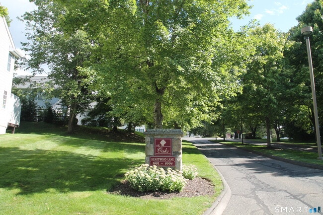 Photo - 8005 Heartwood Ln Unit 8005