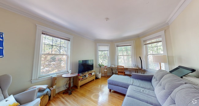 Building Photo - 8A Forest St Rental