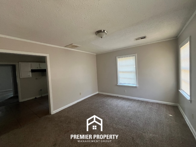 Photo - 1058 S Highland St