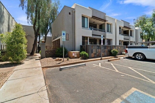 Photo - 4120 N 78th St Unit 218