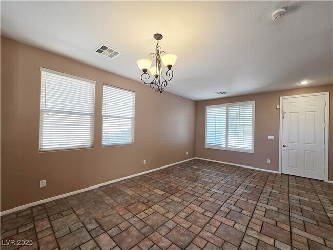 Photo - 10865 Wallflower Ave Casa