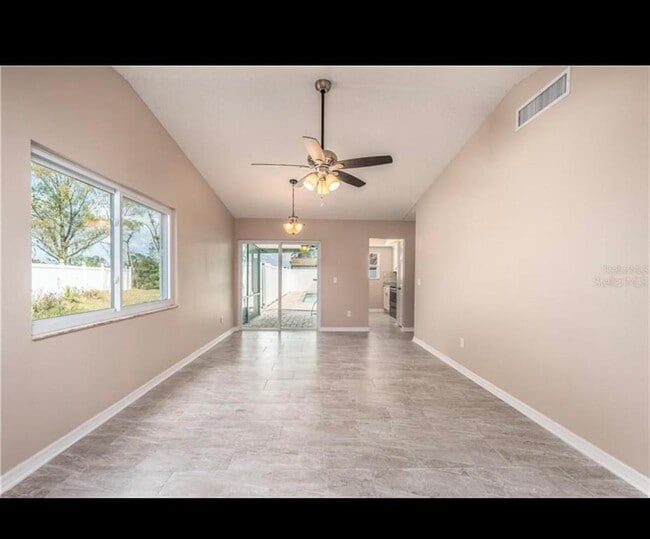 Photo - 5409 Serene Ln