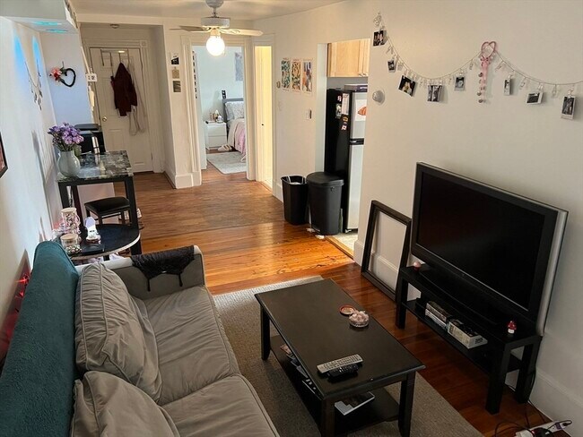 Photo - 137 Peterborough St Unidad 31