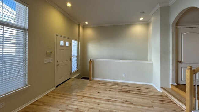 Photo - 5730 S Glennie Ln