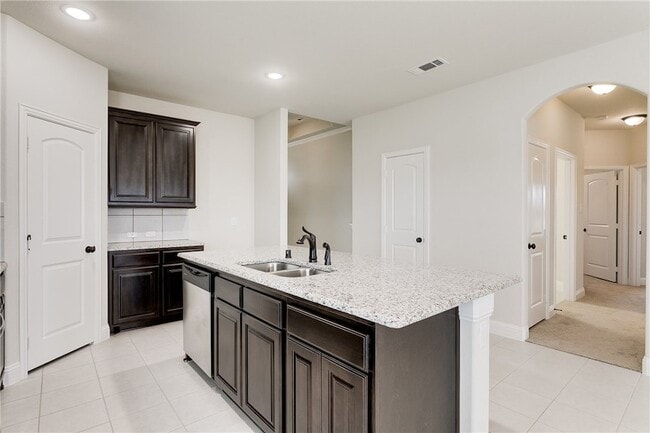 Photo - 601 Beechwood Dr