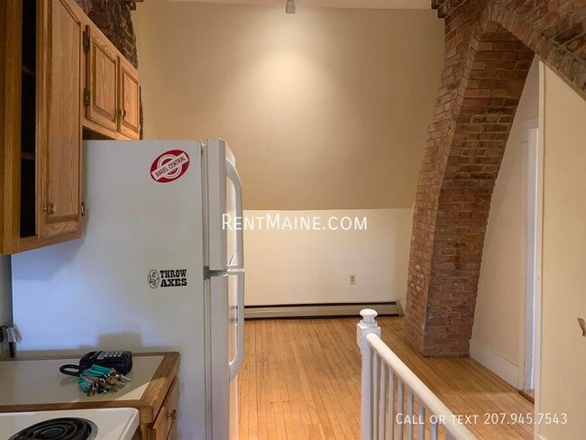 Photo - 67 Pine St Unit Apt #3