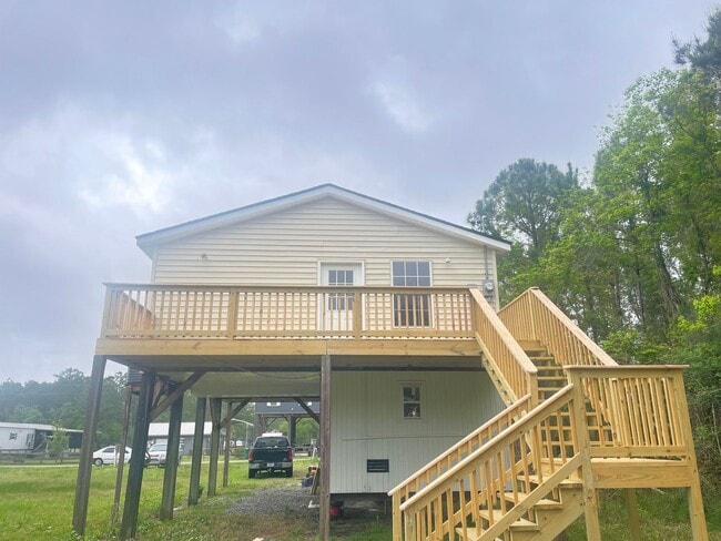 Photo - Cute 1 bed 1 bath home in Bay St Louis! Great location and nice yard!