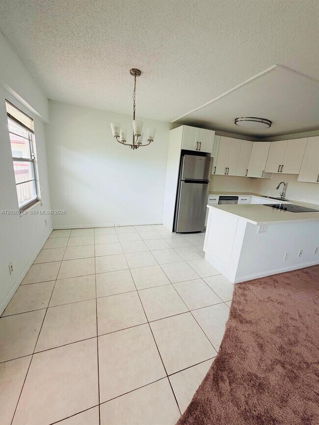 Photo - 335 Brighton H Unit 335