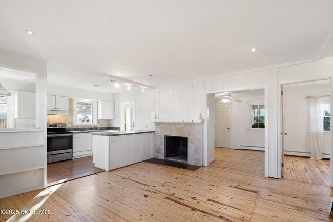 Photo - 2138 Riviera Pkwy