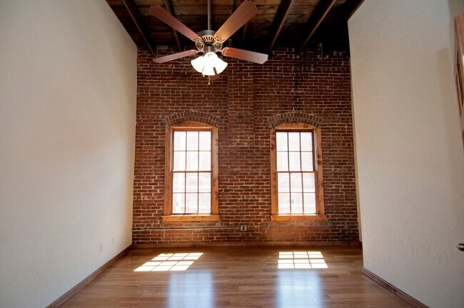 Photo - Union Biscuit Warehouse 201 Unidad UB 201