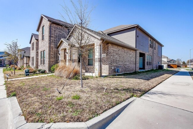 Photo - Amazing Townhome- 3 Bed, 2.5 Bath- Eagle Mountain Saignaw ISD- 76179