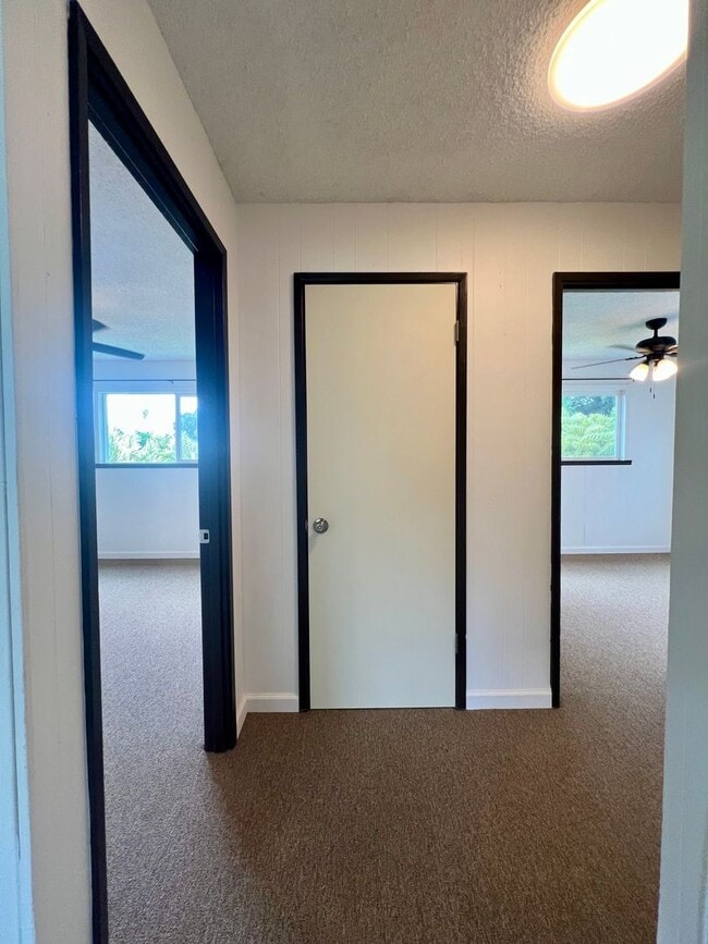 Photo - 2 Bedroom, 1 Bath Condo- Hilo Terrace