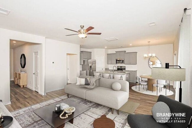 Photo - 331 Redmoss Dr