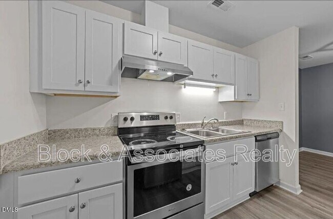 Photo - 1295 Schaub Dr Unit APT F