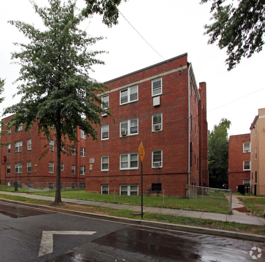 Photo - 1907 18th St SE