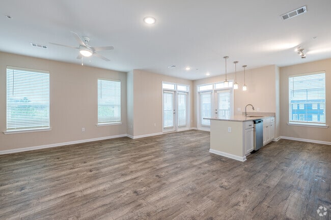 2BR, 2BA - Living Room/Kitchen