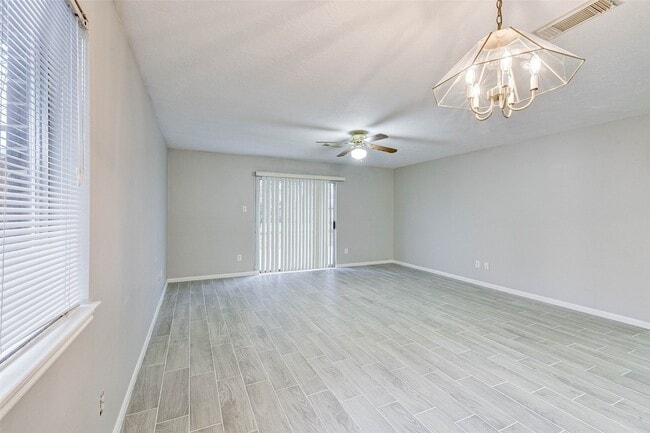 Photo - 7815 Barnhill Dr