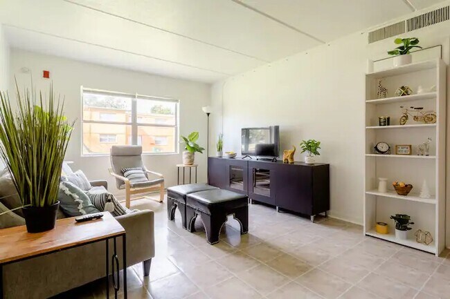 South Ridge Apartments