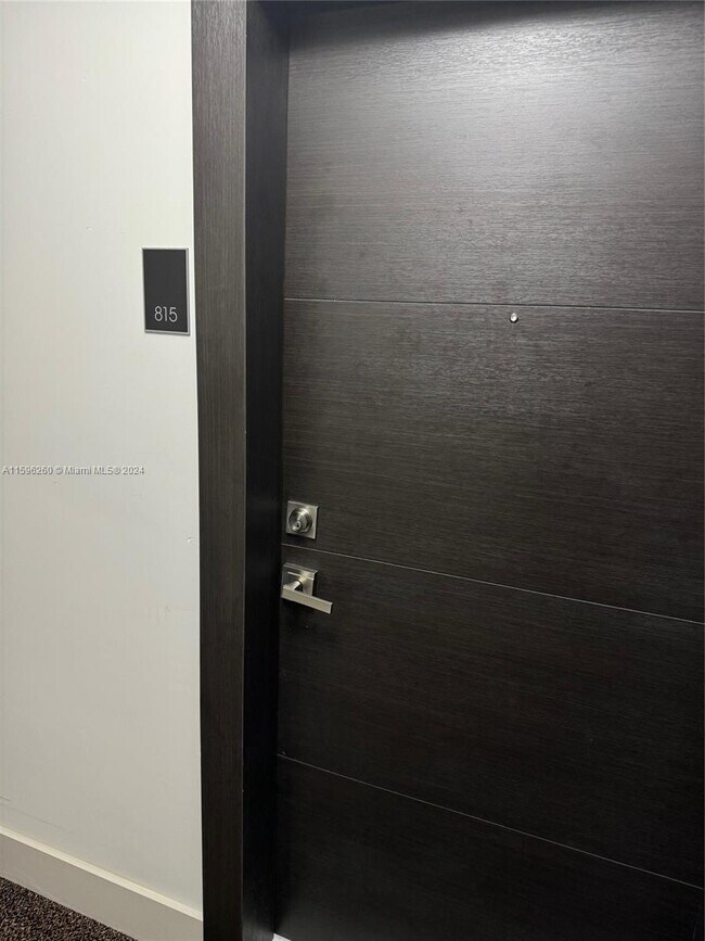 Photo - 2801 NE 183rd St Condo