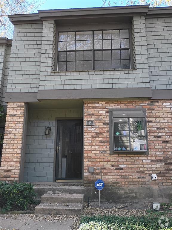 Building Photo - 7122 Wood Hollow Dr Unit 18 Rental