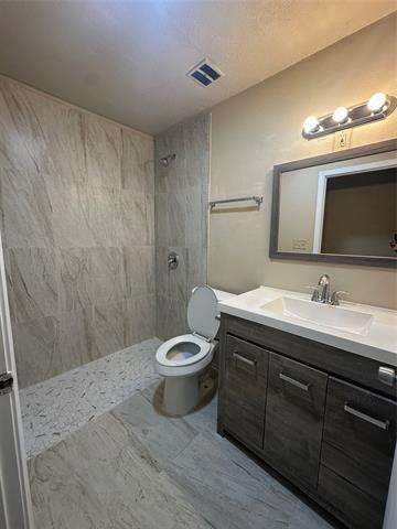 5001 Cummings Dr