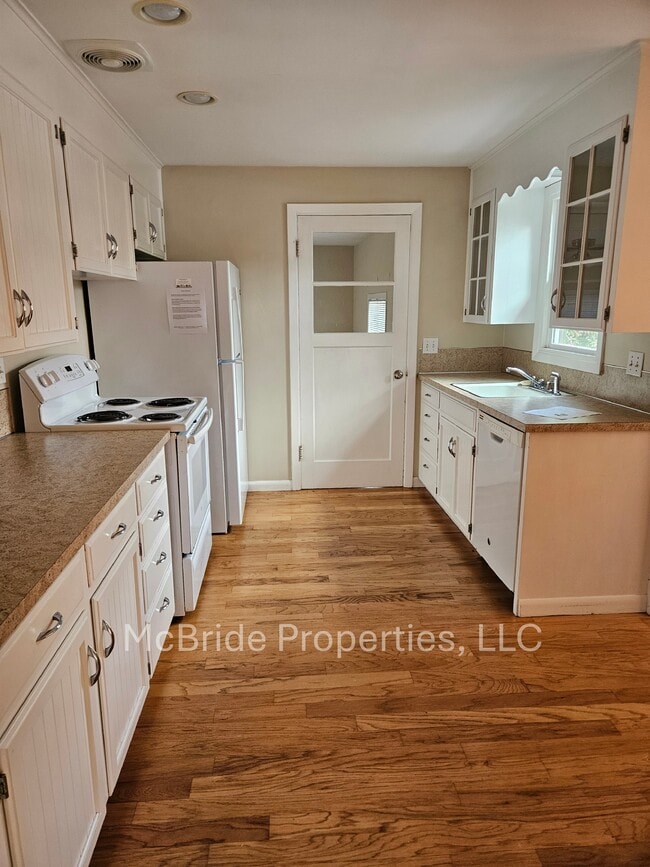 Photo - 260 N Knights Bridge Rd