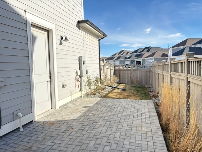 Photo - 3 Bed 2.5 Bath Townhome In Westerly, Rated Community of the Year Outside of Denver.
