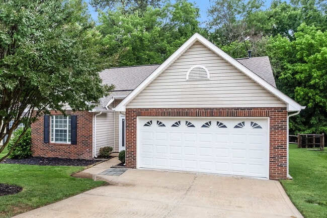 Photo - 3766 Lake Spring Ave NW