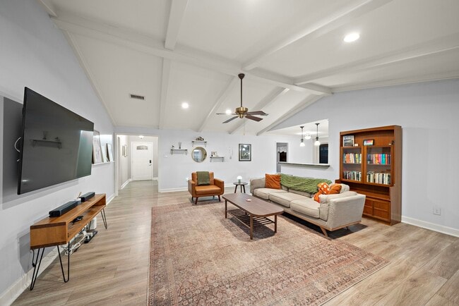 Photo - 10211 Cantertrot Dr