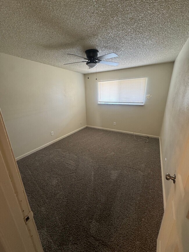 3254 E Olive Ave Unit D