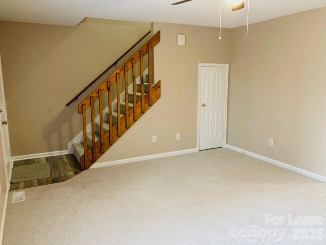 Photo - 6383 Kidville Rd